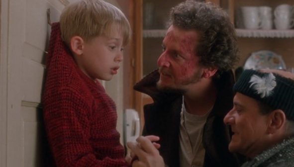 „Kevin sam w domu”, a może „Elf”? Pokerzyści wskazują ulubione świąteczne filmy