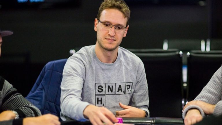 Max Silver – Niektórzy gracze wydają cztery, pięć milionów dolarów rocznie na wpisowe do high rollerów