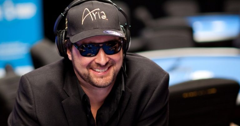 Phil Hellmuth – Nie gram według GTO. Gram według tego, co pokonuje GTO