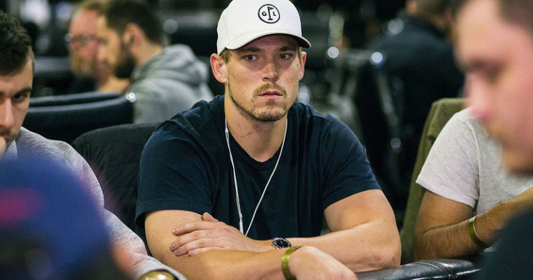 Alex Foxen o rankingu GPI, high rollerach i związku z Kristen Bicknell