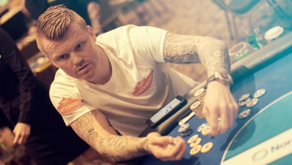 John Arne Riise rozpoczyna budowę pokerowego teamu!