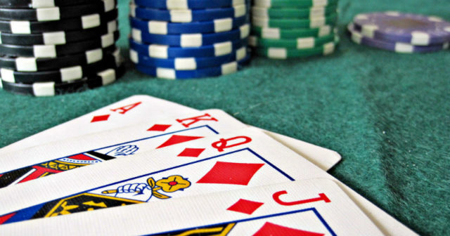 Pot oddsy w pokerze – kiedy i jak ich używać?