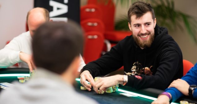 EPT Monte Carlo: Wiktor Malinowski awansował do Dnia 2 Main Eventu!