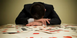 Jak profesjonaliści radzą sobie z downswingami? Downswingi - jak sobie z nimi radzić?