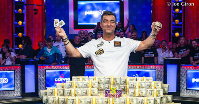 WSOP 2019: Hossein Ensan wygrywa 10.000.000$ i mistrzowską bransoletkę!