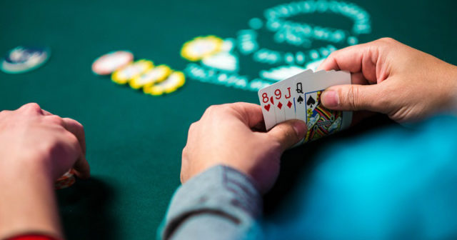 Przeceniane ręce startowe w odmianie Pot Limit Omaha