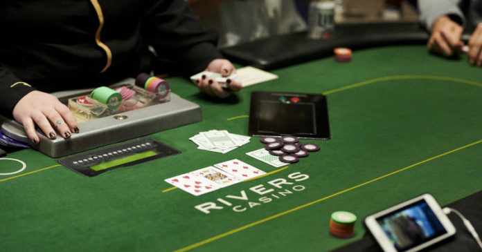 Analiza rozdania - check z dobrą ręką Analiza rozdania - check z dobrą ręką