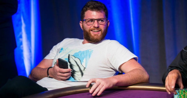 Nick Petrangelo trafia najwyższego seta w turnieju za 1.000.000$ (analiza rozdania)