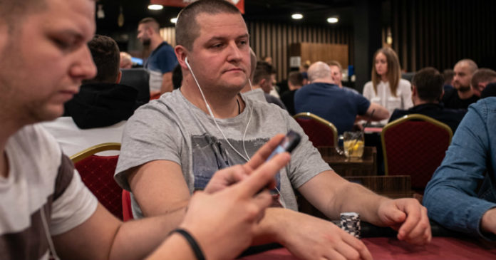 Piotr Trębacz - Poker Fever Series