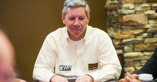 Mike Sexton zabiera głos w sprawie turniejów z re-entry