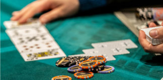 Odpowiadanie na niespodziewany lead bet po flopie (analiza rozdania) Gareth Chantler - niespodziewany lead bet po flopie