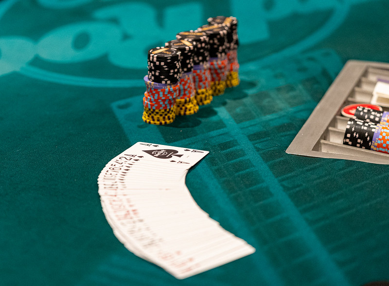 Gareth Chantler - niespodziewany lead bet po flopie