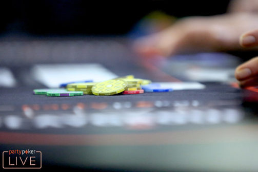 Carlos Welch - otwieranie przed flopem