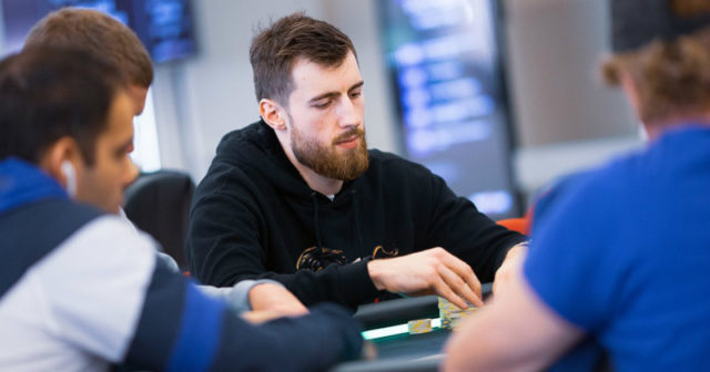 GGPoker: Kolejna rekordowa pula, Malinowski wygrał 500.000$ z 7-2!