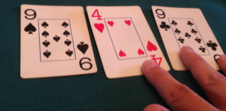 Gra na sparowanych flopach z pozycją – jak zmaksymalizować zyski? Gra na sparowanych flopach