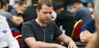 Jonathan Little: Fold z najwyższą parą i najlepszym kickerem na flopie Jonathan Little - analiza rozdania