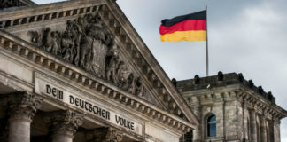 Od jutra spore zmiany dla pokerzystów z Niemiec. Jak przygotowali się operatorzy? Poker online w Niemczech