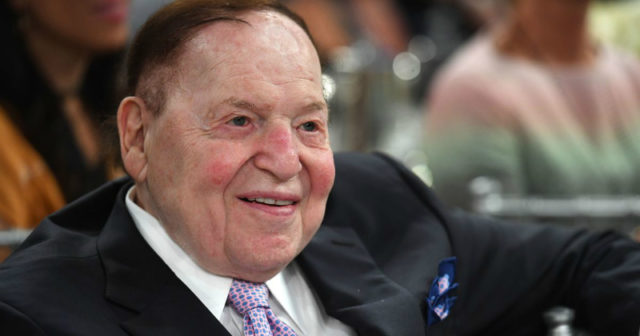 Kim był Sheldon Adelson? Dlaczego zwalczał legalizację pokera online?
