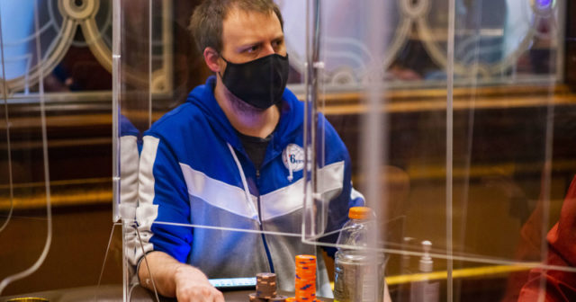 WPT Venetian: Joe McKeehen chip leaderem przed finałem!