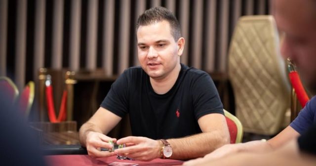 WSOP ME: Jacek Pustuła bez awansu. Chris Moneymaker w świetnej formie przed 4. dniem