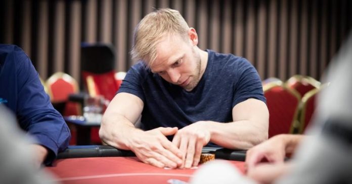 Mateusz Szymański EPT Praga: Mateusz Szymański (zdjęcie z festiwalu Poker Fever Series)