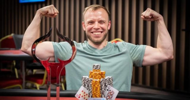 Poker Fever Series: Mateusz Szymański i Daniel Dziuba zwyciężają!