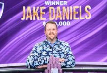 PokerGO CUP: Zwycięstwa Seana Perry’ego i Jake Danielsa PokerGO CUP: Jake Daniels pozuje po zwycięstwie w evencie #3