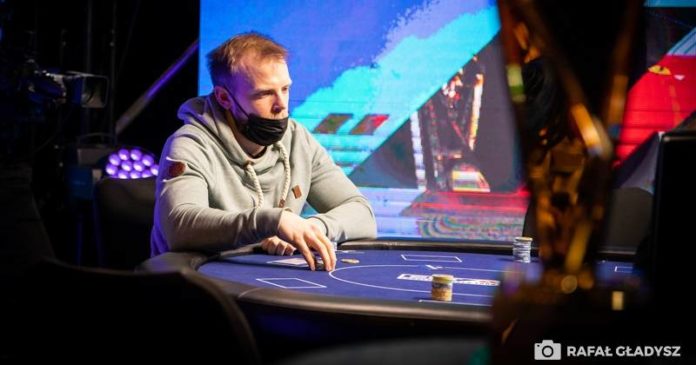 EPT Praga Mateusz Szymański