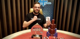 Bartosz Flisiewicz wygrywa ME Poker Fever Special (221.700 CZK) Poker Fever CUP Bartosz Flisiewicz (zdjęcie zwycięzcy turnieju, który pozuje z pucharem)