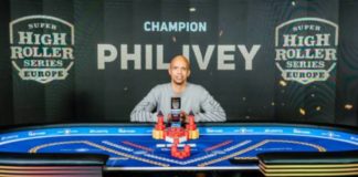 SHRS Europe: Phil Ivey wygrywa event 50.000$ PLO Super High Roller Series Phil Iveym (gracz pozuje do zdjęcia po wygranej)