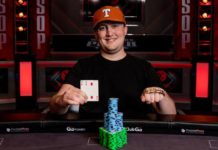 Michael Moncek wygrywa bransoletkę w Limit Hold’em Michael Moncek