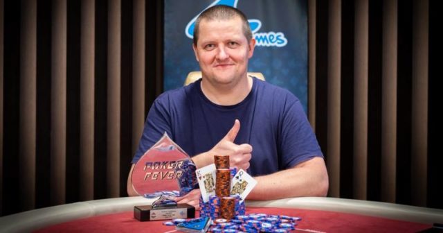 Piotr Trębacz wygrywa Main Event Poker Fever CUP