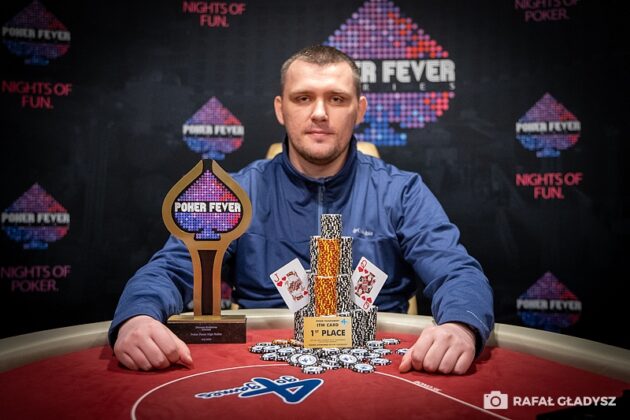 Dominik Ostrowski zwycięzcą High Rollera Poker Fever MEGA Series (319.600 CZK)
