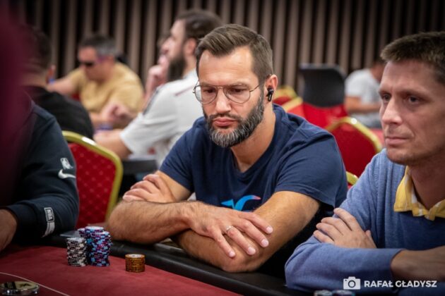 Świetna frekwencja w Main Evencie Poker Fever MEGA Series