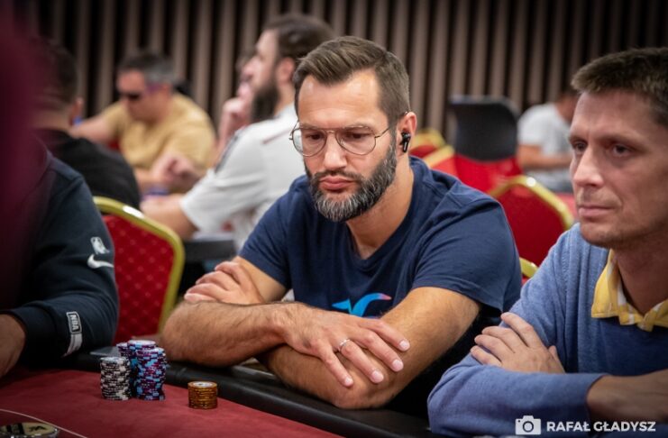 Świetna frekwencja w Main Evencie Poker Fever MEGA Series